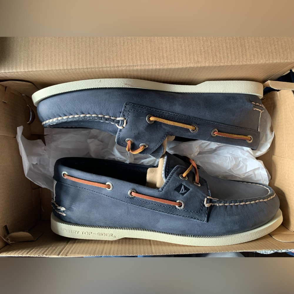 NWOT Men’s Navy Blue Sperry’s - Picture 3 of 8